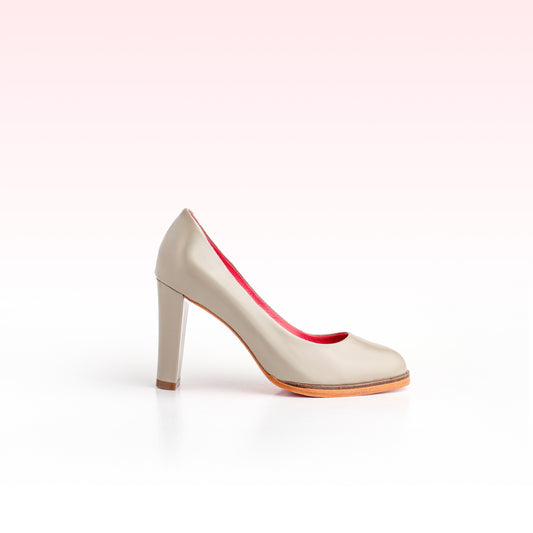 Scarpin Iza Verniz Fendi