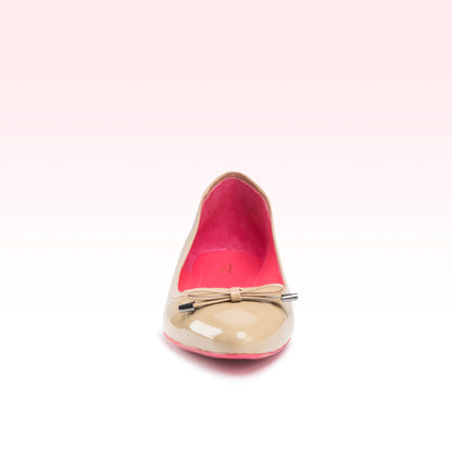 Sapatilha Nikki Verniz Caqui