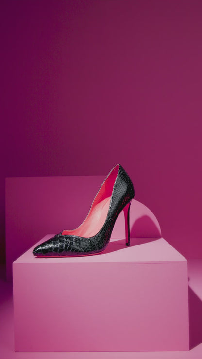 Scarpin Kin Python Preto